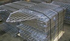 Packing of finished panels on pallets, and divided for each floor, ready for shipment